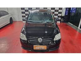VOLKSWAGEN - FOX - 2007/2008 - Preta - R$ 20.900,00