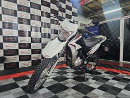 HONDA - NXR 150 - 2014/2014 - Branca - R$ 14.900,00