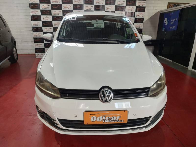 VOLKSWAGEN - FOX - 2017/2018 - Branca - R$ 52.900,00