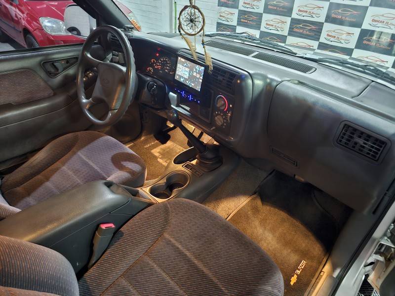 CHEVROLET - BLAZER - 1999/2000 - Prata - R$ 39.900,00