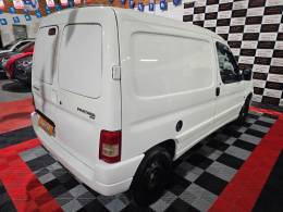 PEUGEOT - PARTNER - 2011/2011 - Branca - R$ 29.900,00