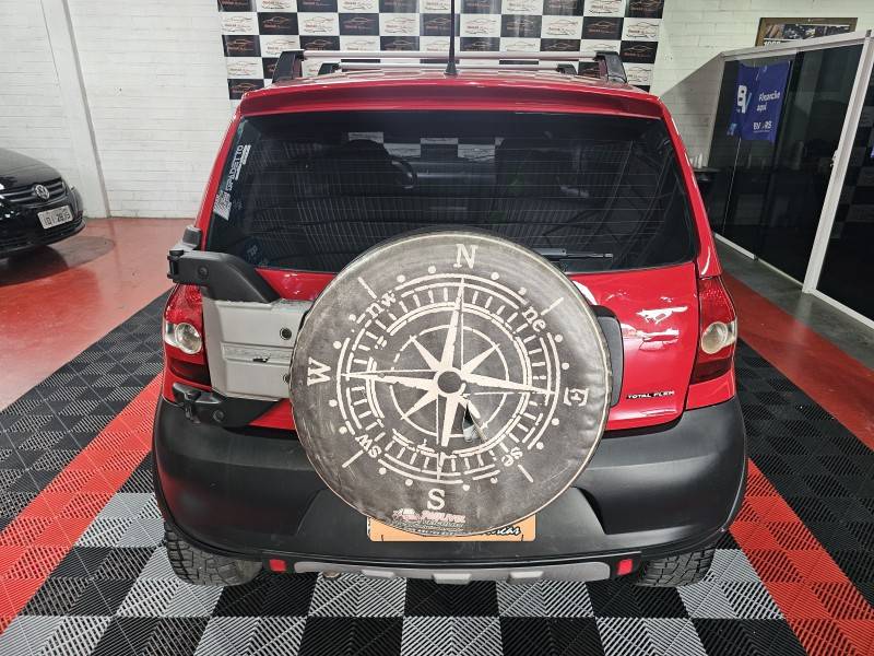 VOLKSWAGEN - CROSSFOX - 2009/2010 - Vermelha - R$ 34.900,00