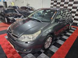CITROËN - C4 - 2012/2013 - Cinza - R$ 30.900,00