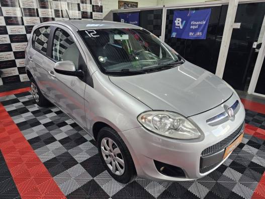 FIAT - PALIO - 2011/2012 - Prata - R$ 34.900,00