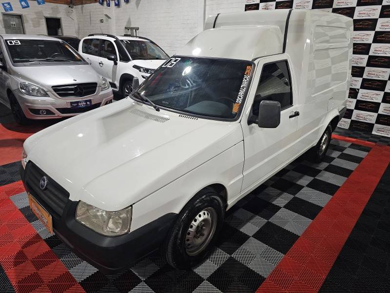 FIAT - FIORINO - 2007/2008 - Branca - R$ 31.900,00