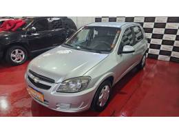 CHEVROLET - CELTA - 2013/2014 - Prata - R$ 34.900,00