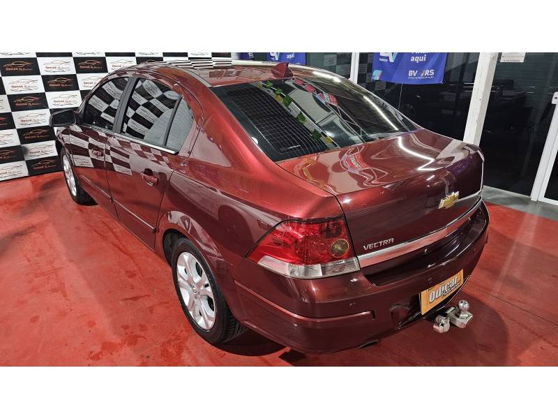 CHEVROLET - VECTRA - 2009/2010 - Vermelha - R$ 41.900,00