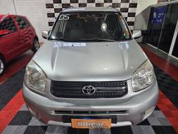 TOYOTA - RAV4 - 2004/2005 - Prata - R$ 45.900,00