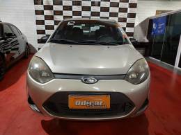 FORD - FIESTA - 2011/2012 - Prata - R$ 32.900,00