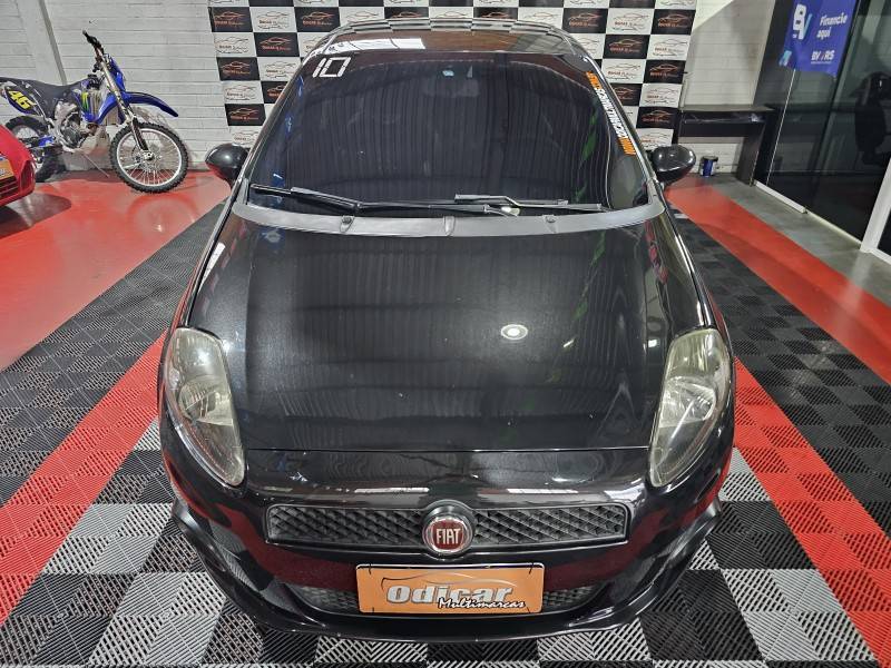 FIAT - PUNTO - 2009/2010 - Preta - R$ 42.900,00