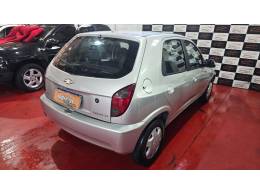 CHEVROLET - CELTA - 2013/2014 - Prata - R$ 34.900,00