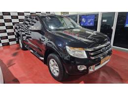 FORD - RANGER - 2012/2013 - Preta - R$ 105.900,00