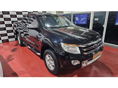 FORD - RANGER - 2012/2013 - Preta - R$ 105.900,00