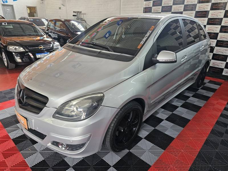 MERCEDES-BENZ - B 200 - 2008/2009 - Prata - R$ 39.900,00