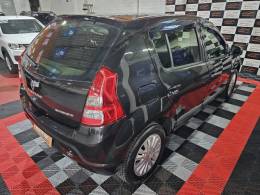 RENAULT - SANDERO - 2012/2013 - Preta - R$ 39.900,00