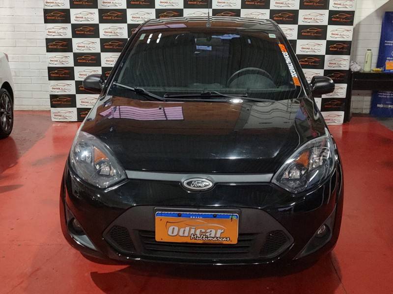 FORD - FIESTA - 2010/2011 - Preta - R$ 29.900,00