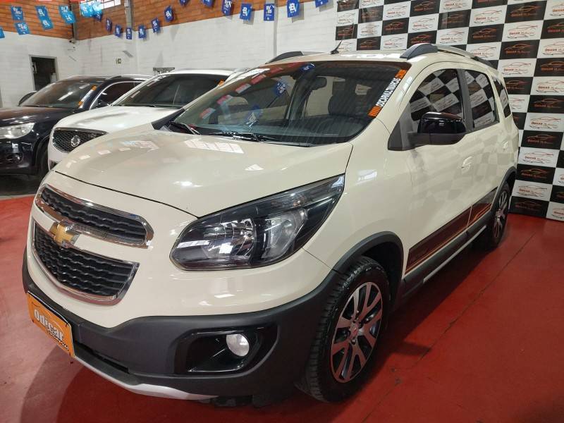 CHEVROLET - SPIN - 2016/2017 - Branca - R$ 64.900,00