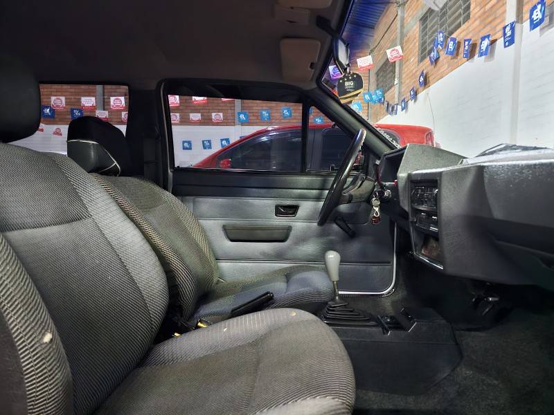 VOLKSWAGEN - PARATI - 1993/1993 - Prata - R$ 16.900,00