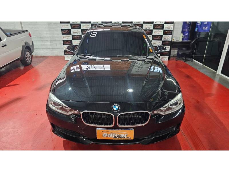 BMW - 328I - 2013/2013 - Preta - R$ 102.900,00
