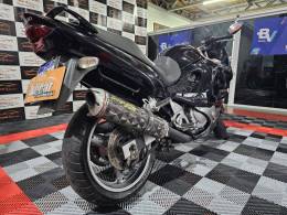 SUZUKI - GSX - 2008/2008 - Preta - R$ 25.900,00