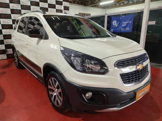 CHEVROLET - SPIN - 2016/2017 - Branca - R$ 64.900,00