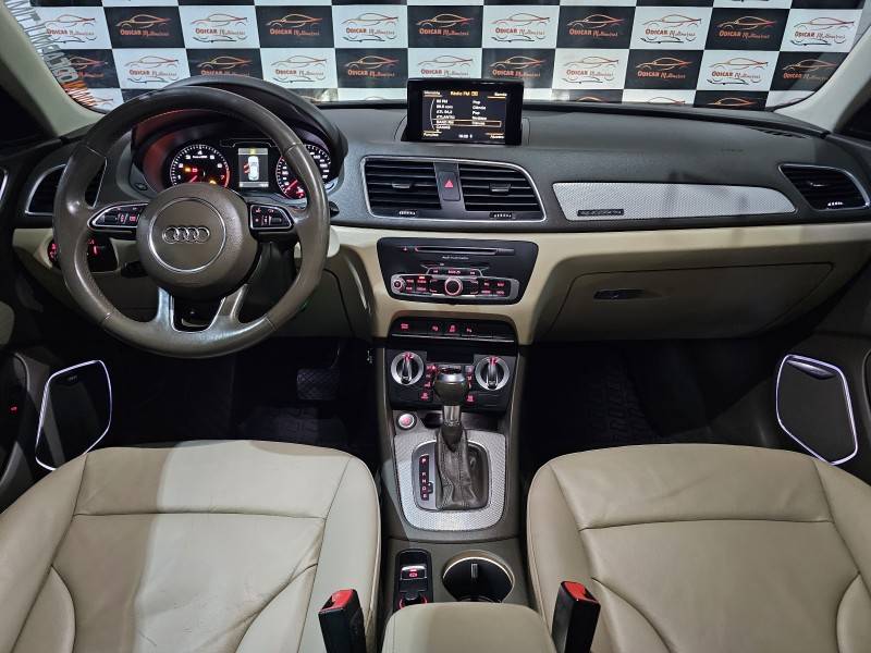 AUDI - Q3 - 2014/2015 - Preta - R$ 91.900,00