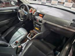 CHEVROLET - VECTRA - 2007/2008 - Branca - R$ 33.900,00