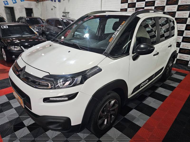 CITROËN - AIRCROSS - 2016/2017 - Branca - R$ 52.900,00
