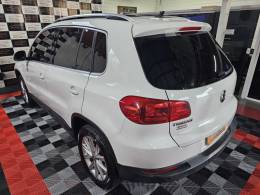 VOLKSWAGEN - TIGUAN - 2013/2014 - Branca - R$ 69.900,00
