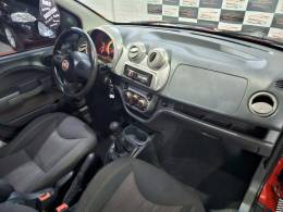 FIAT - UNO - 2011/2012 - Vermelha - R$ 30.900,00
