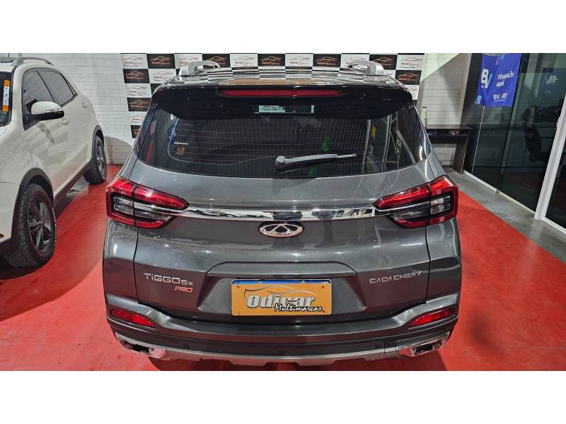 CHERY - TIGGO - 2022/2023 - Prata - R$ 127.900,00
