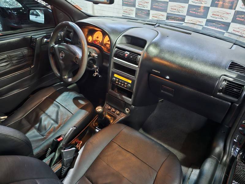 CHEVROLET - ASTRA - 2009/2010 - Preta - R$ 34.900,00