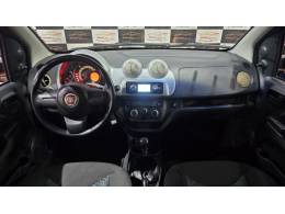 FIAT - UNO - 2010/2011 - Vermelha - R$ 32.900,00