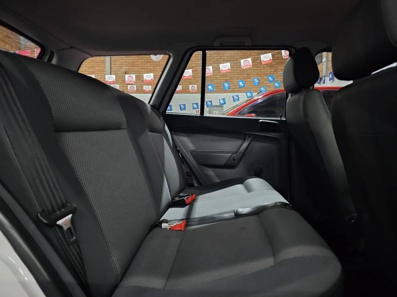 VOLKSWAGEN - PARATI - 2010/2011 - Branca - R$ 31.900,00