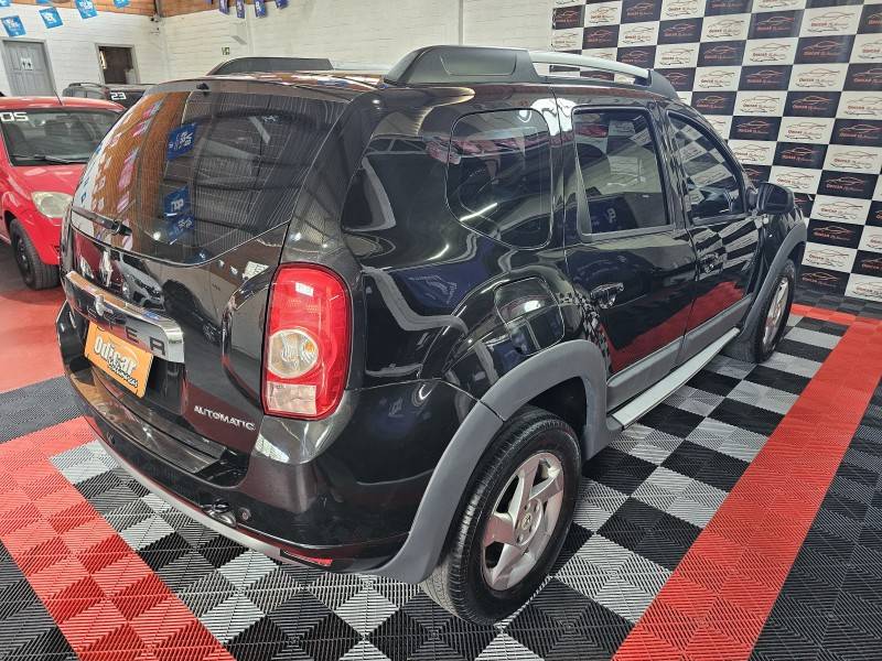 RENAULT - DUSTER - 2012/2013 - Preta - R$ 51.900,00