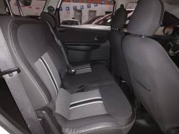 CHEVROLET - SPIN - 2016/2017 - Branca - R$ 64.900,00