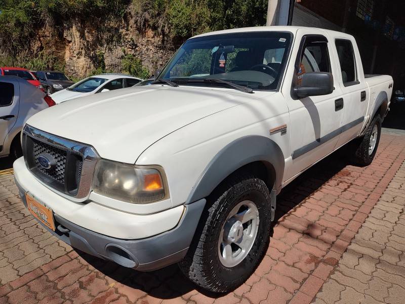 FORD - RANGER - 2005/2005 - Branca - Sob Consulta