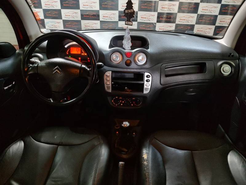 CITROËN - C3 - 2011/2012 - Vermelha - R$ 26.900,00