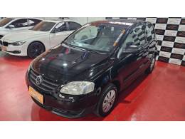 VOLKSWAGEN - FOX - 2007/2008 - Preta - R$ 20.900,00