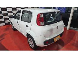 FIAT - UNO - 2013/2014 - Branca - R$ 34.900,00