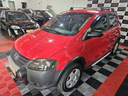 VOLKSWAGEN - CROSSFOX - 2009/2010 - Vermelha - R$ 34.900,00