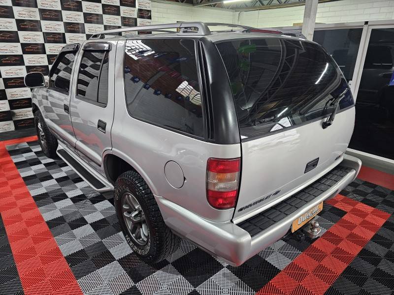 CHEVROLET - BLAZER - 1999/2000 - Prata - R$ 39.900,00