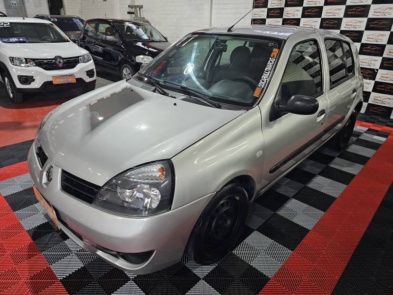 RENAULT - CLIO - 2010/2011 - Prata - R$ 22.900,00