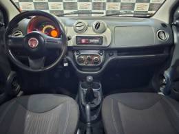 FIAT - UNO - 2011/2012 - Vermelha - R$ 30.900,00