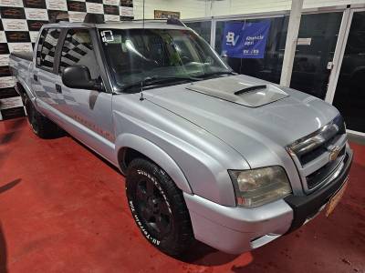 CHEVROLET - S10 - 2009/2010 - Branca - R$ 64.900,00