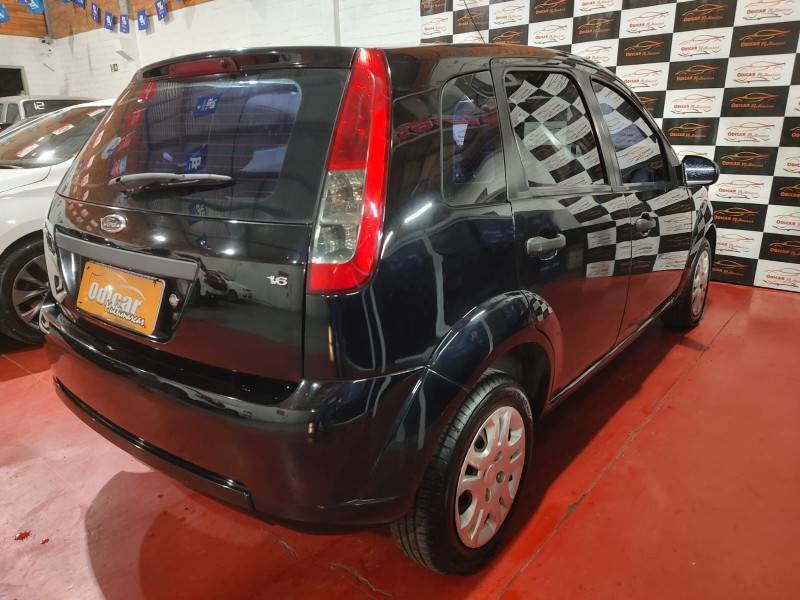 FORD - FIESTA - 2010/2011 - Preta - R$ 29.900,00