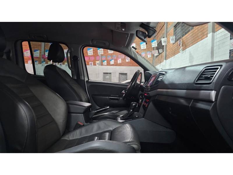 VOLKSWAGEN - AMAROK - 2017/2017 - Branca - R$ 124.900,00