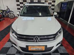 VOLKSWAGEN - TIGUAN - 2013/2014 - Branca - R$ 69.900,00