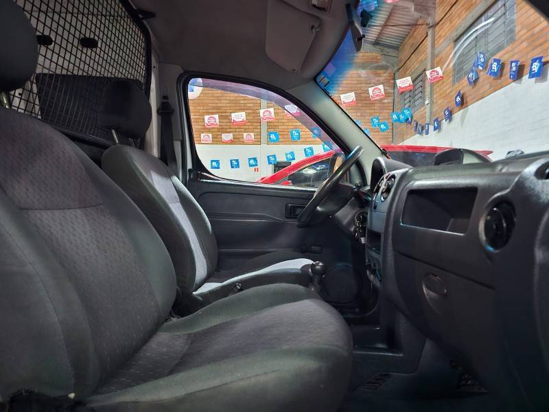 PEUGEOT - PARTNER - 2011/2011 - Branca - R$ 29.900,00