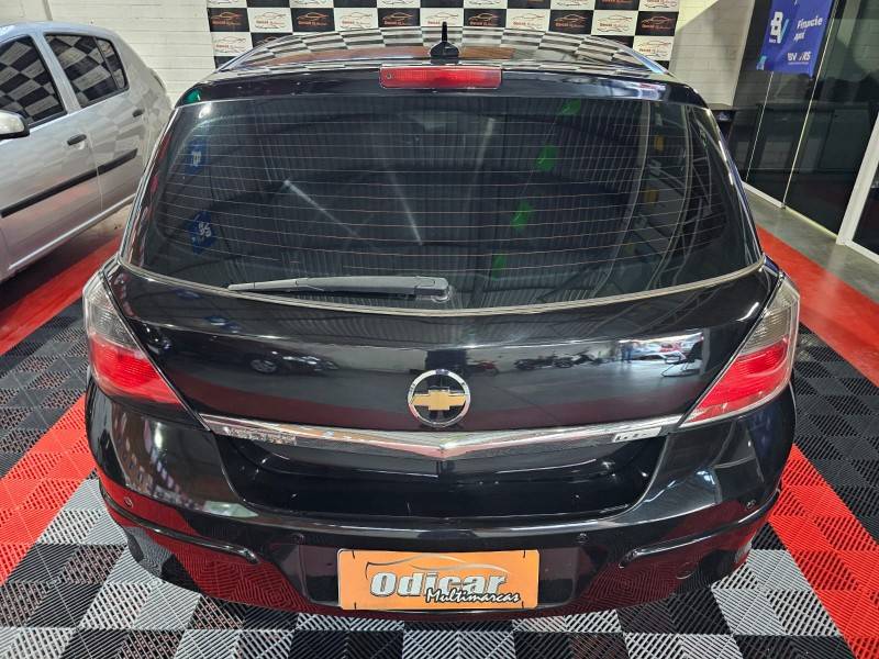 CHEVROLET - VECTRA - 2008/2009 - Preta - R$ 37.900,00